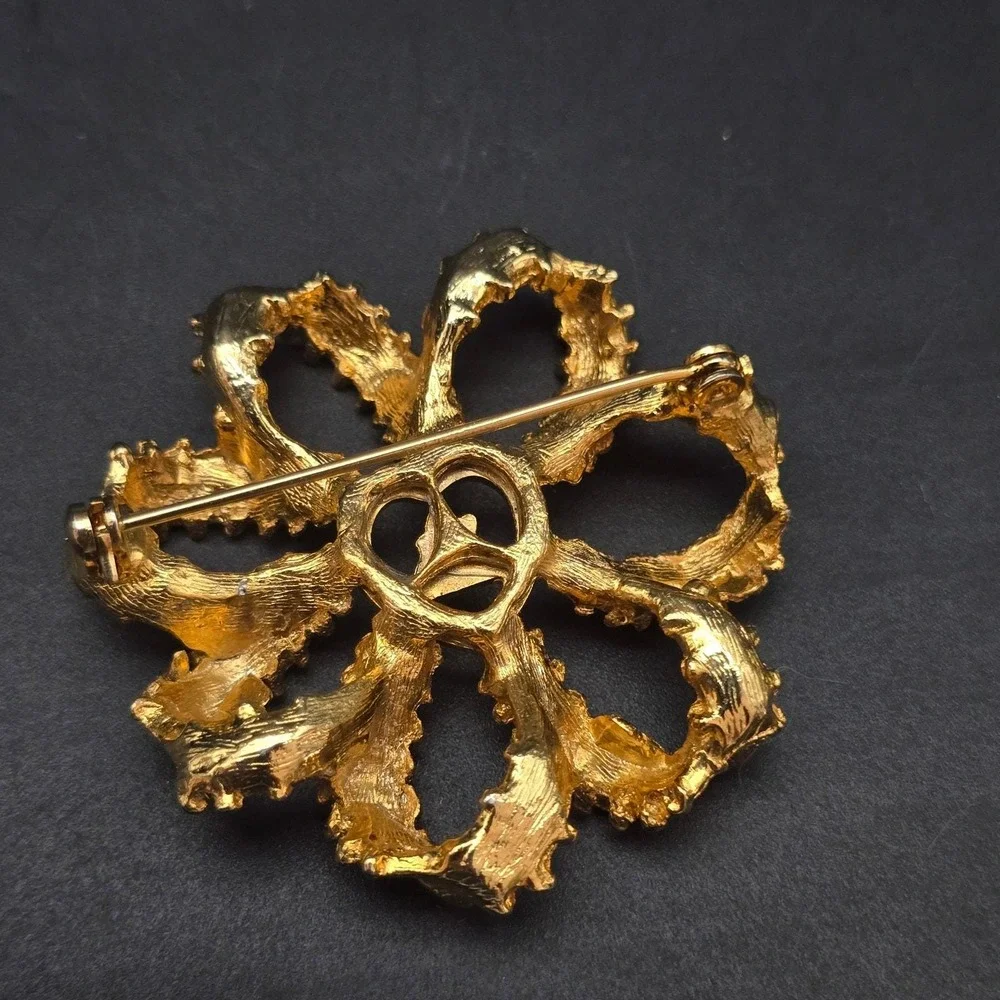 Vintage Moose Lodge Flower Brooch Gold Tone Faith Hope Charity